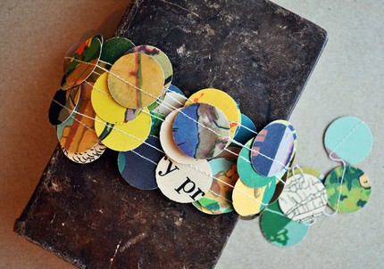 1930s children garland