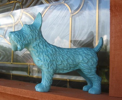 Shabby Chic Iron Dog Doorstop / Conversation Piece ( light blue) Shabby Chic Iron Dog Doorstop / Conversation Piece ( light blue)
