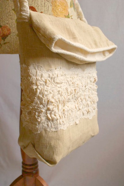 annawoz tote bag from linen and cotton with unique strap and texture applique by annawoz