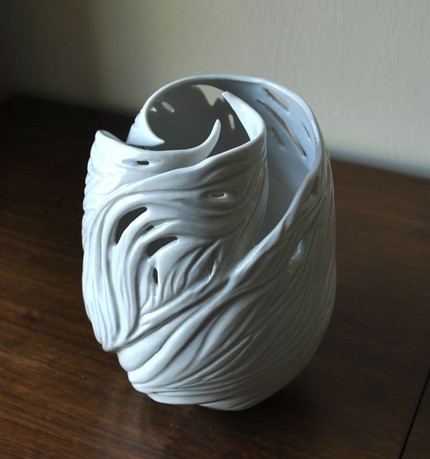 SuiteOneStudio Porcelain Spiral Windy Hurricane Vase by SuiteOneStudio