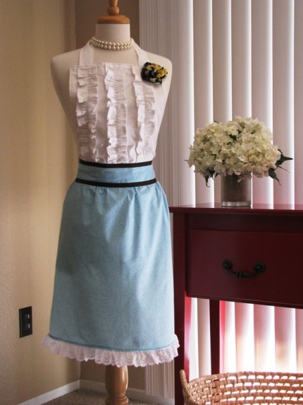 swanky place aprons