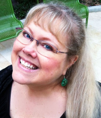 Shop Advice From a SASsy Seller: Exchanges and Refunds - Headshot of Sandie Russo